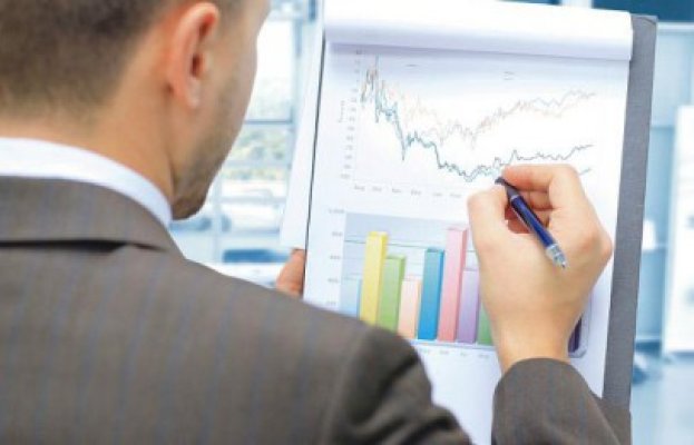 Piraeus Bank vrea să vândă obligaţiuni de 1,75 miliarde de euro